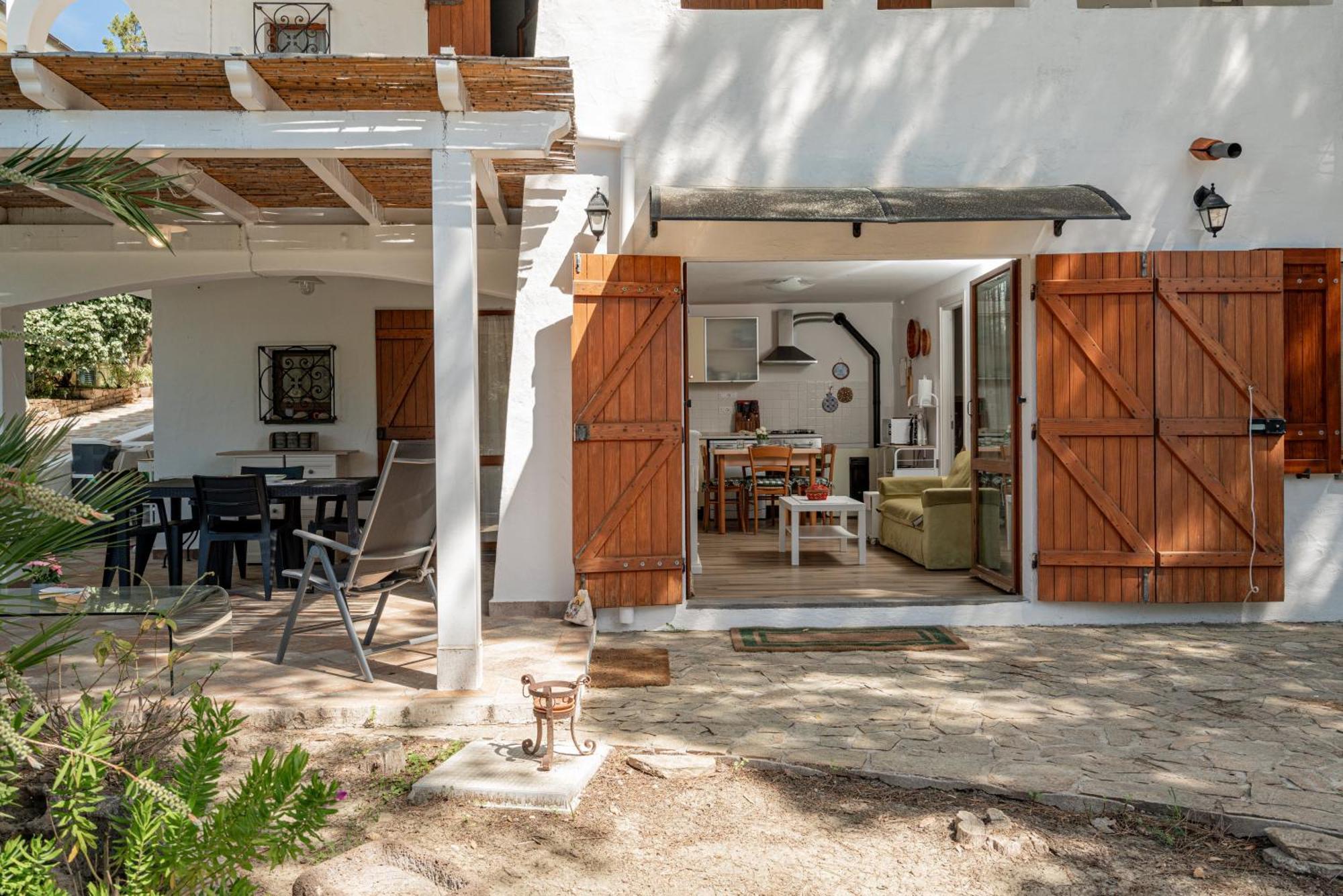 Casa Donatella, In Riva Al Mare! Cala Liberotto Exterior foto