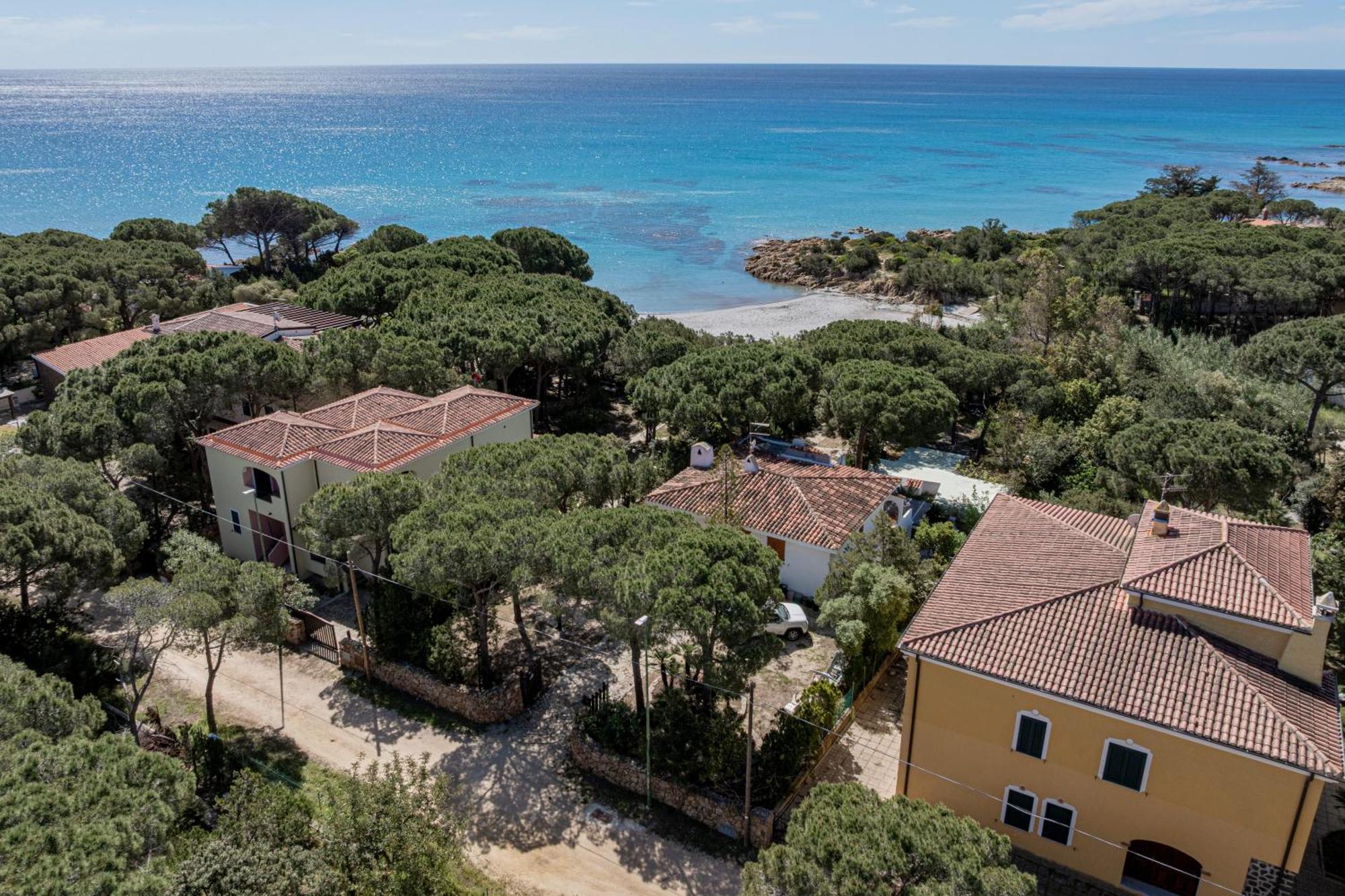 Casa Donatella, In Riva Al Mare! Cala Liberotto Exterior foto