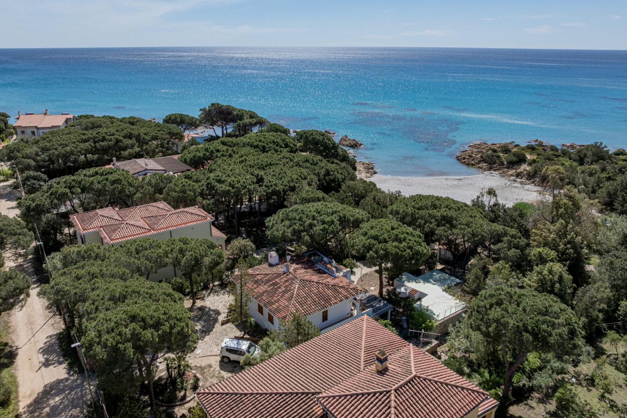 Casa Donatella, In Riva Al Mare! Cala Liberotto Exterior foto